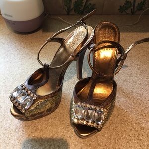 Vince Canute high heels